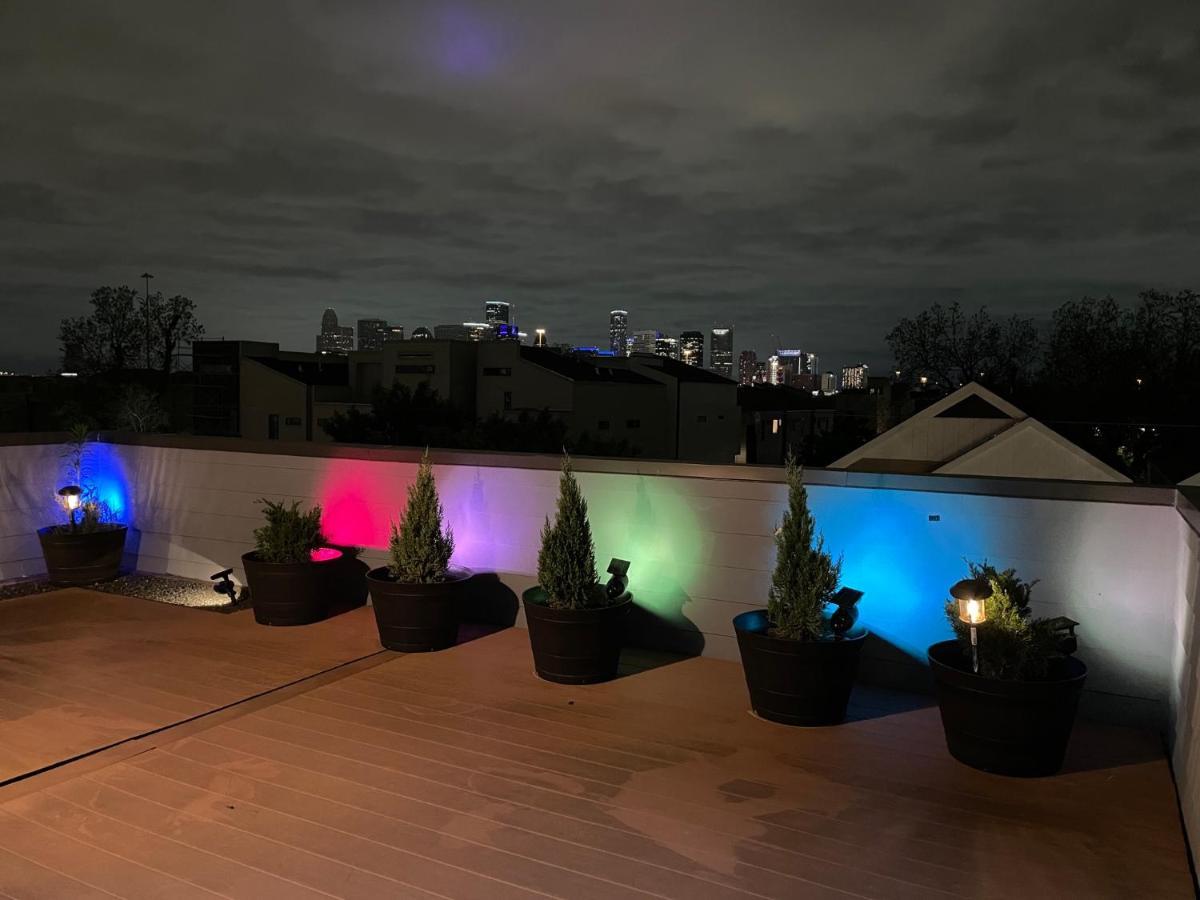 N-E-G Skai Midtown Of Houston Villa Exterior photo